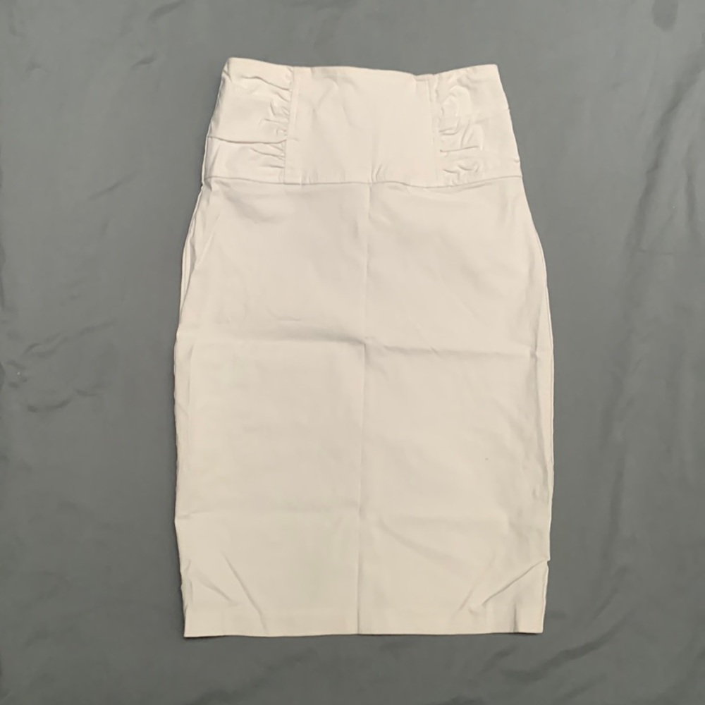 White stretch pencil skirt